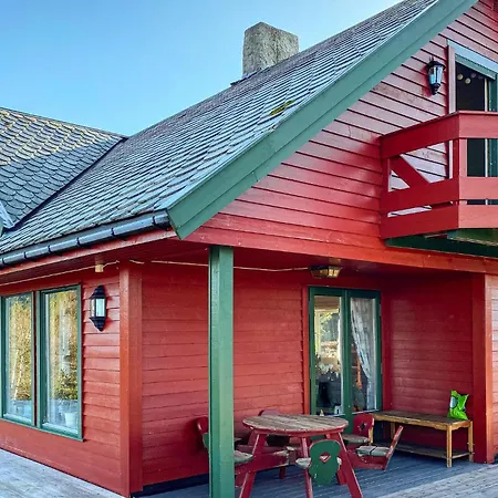 Feriehus Awesome In With Kitchen