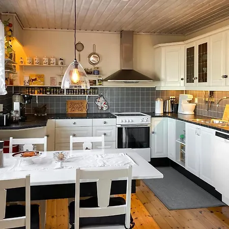 بيت للعطل Awesome In With Kitchen Stavang
