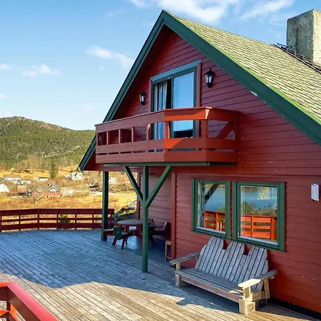Awesome In With Kitchen Holiday home